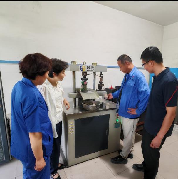 深化產(chǎn)教融合，共促行業(yè)發(fā)展 材料系耐火科技特派團(tuán)入企調(diào)研與新材料技術(shù)推廣紀(jì)實(shí)